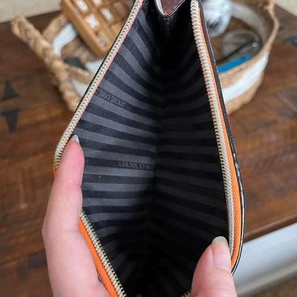 Victoria's Secret Pink Wristlet Clutch - Picture 4 of 4